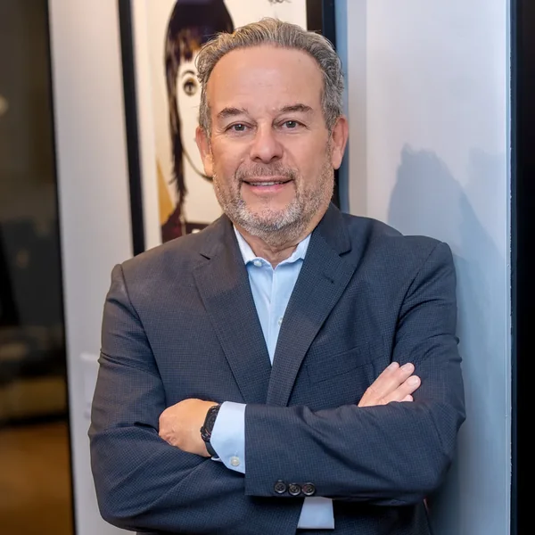 Howard Klieger, portrait