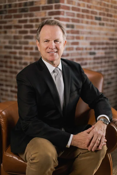 Jon Sundvold, portrait