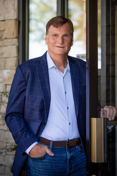 Brian Ruttenbur, portrait