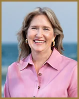 Tara Sanders, portrait