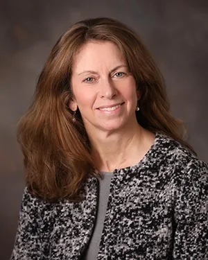 Carolyn Pomfret, portrait