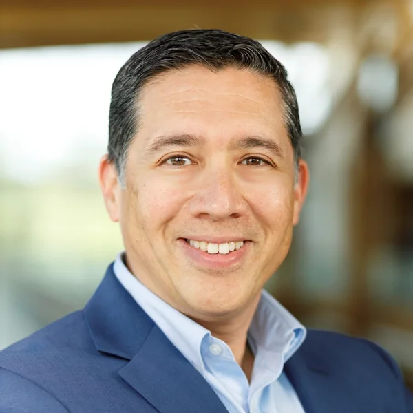 Paul Roldan, portrait