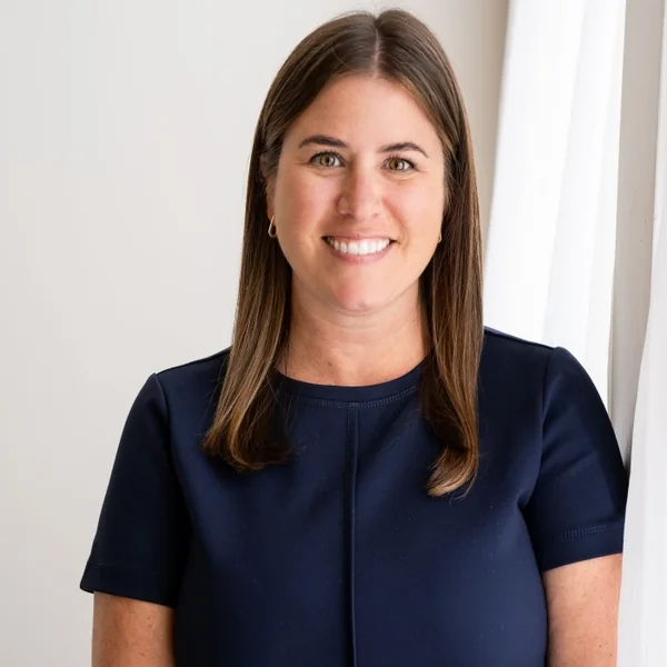 Stephanie Smith, portrait