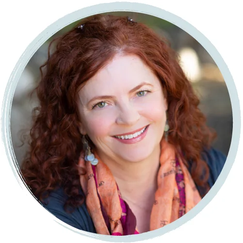 Holly Kindel, portrait