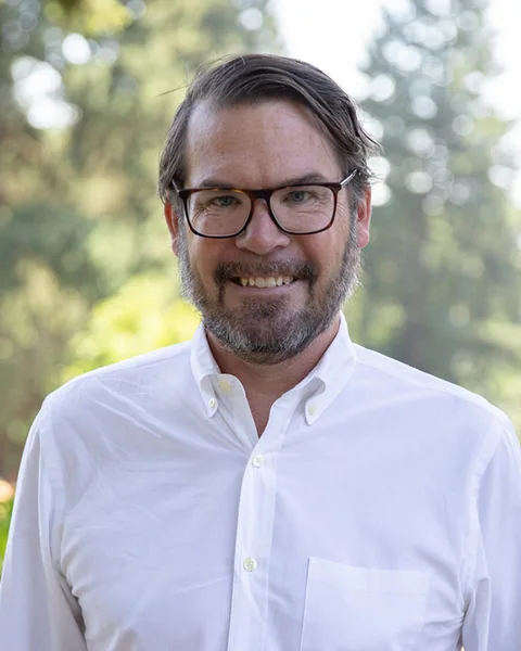 Jason McMillen, portrait