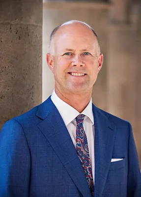 Paul Miloe, portrait
