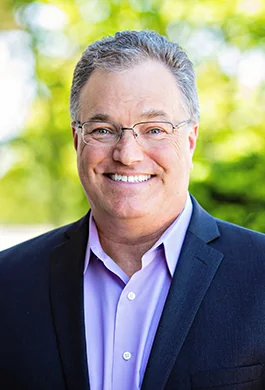 Mark Menges, portrait