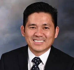 Tu Tran, portrait