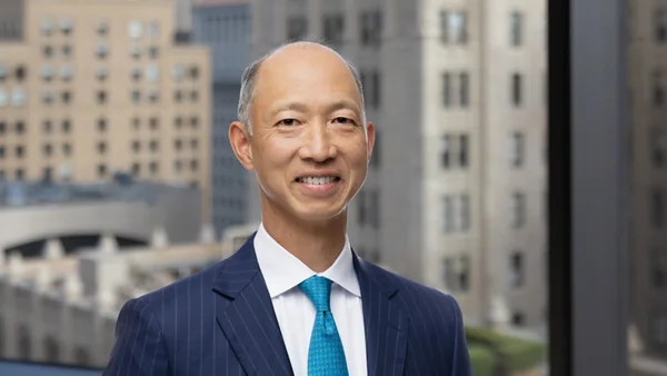 Roger Kuo, portrait