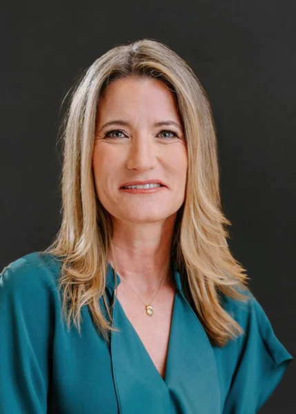 Elizabeth Crawford, portrait