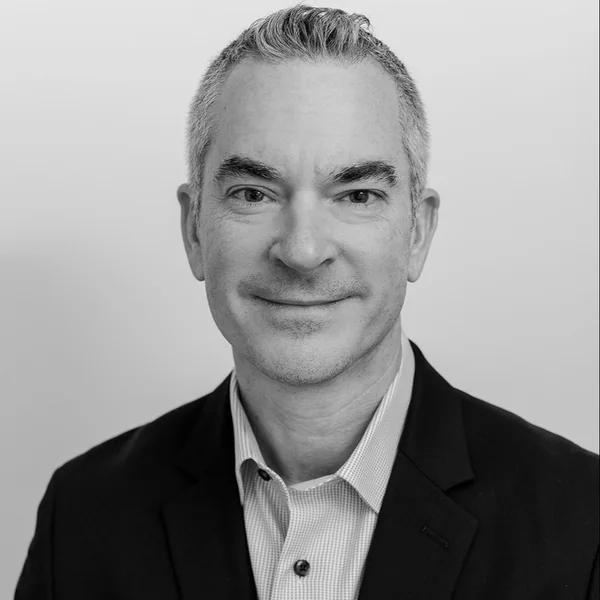 Mark Meloro, portrait