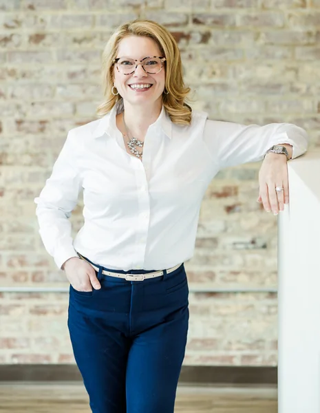Erica Lyall, portrait