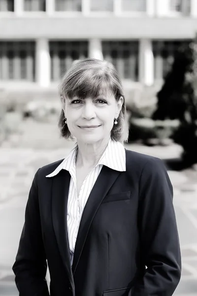 Janice French, portrait