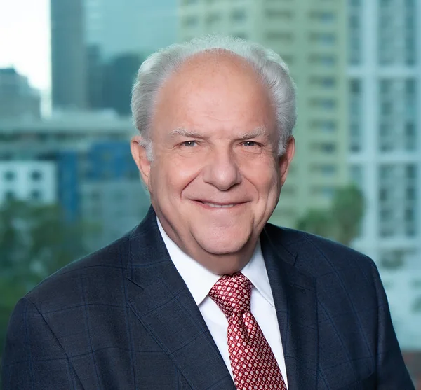 Luis Maizel, portrait