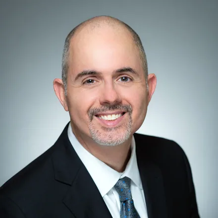 Brett Riggi, portrait