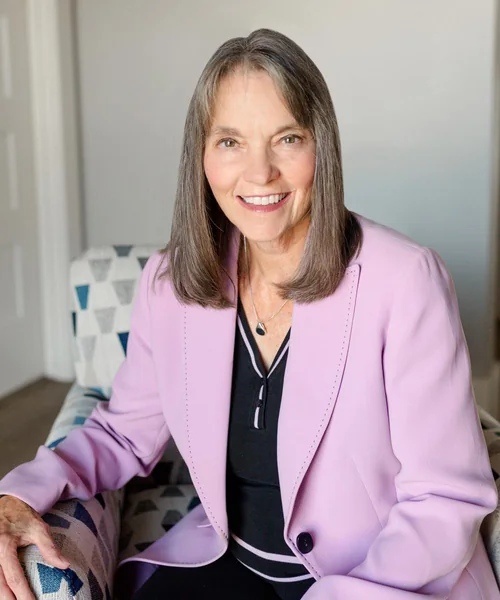 Melinda Warren, portrait