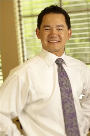 Howard Chen, portrait