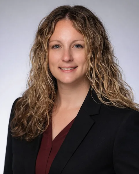 Hayley Lenz, portrait