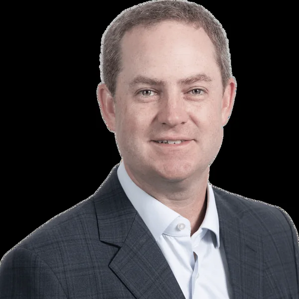 Tristan Lewis, portrait