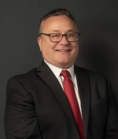 Michael Alimo, portrait