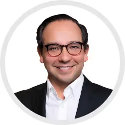 Roberto Santos, portrait