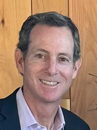 Scott Lewis, portrait