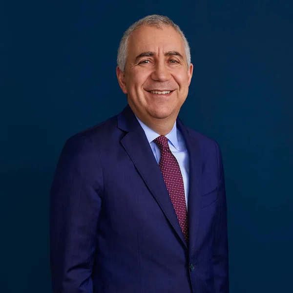 Dan Ronnen, portrait