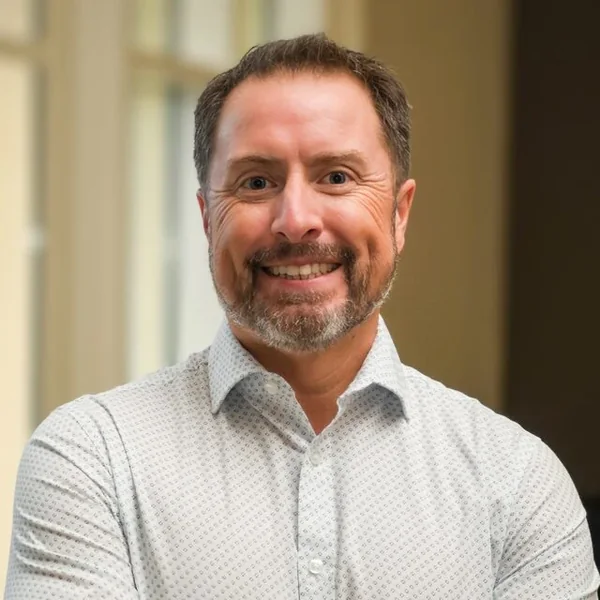 Bradley Alvarez, portrait