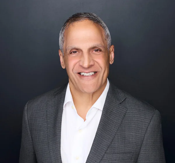 Nevin Kaul, portrait