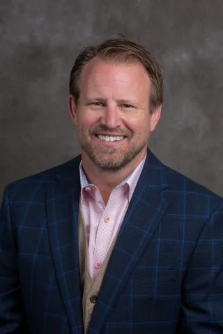 Todd Lebor, portrait
