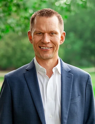 Keith Sapp, portrait
