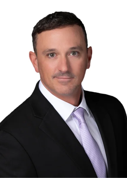 Justin Hopkins, portrait
