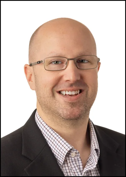 Derek Dansby, portrait