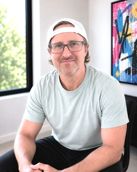 Guy Penn, portrait