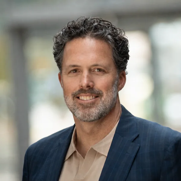 Elliott Orsillo, portrait