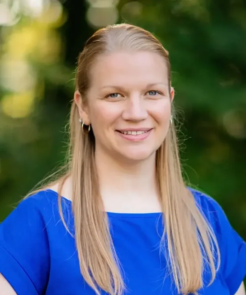 Caitlin Borton, portrait