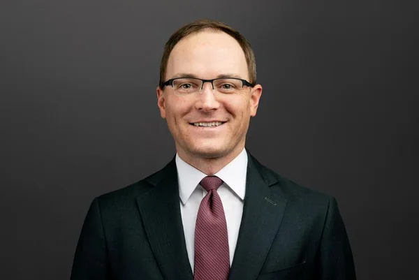 Evan Nelson, portrait