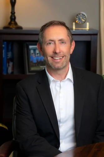 Derek Kaufman, portrait