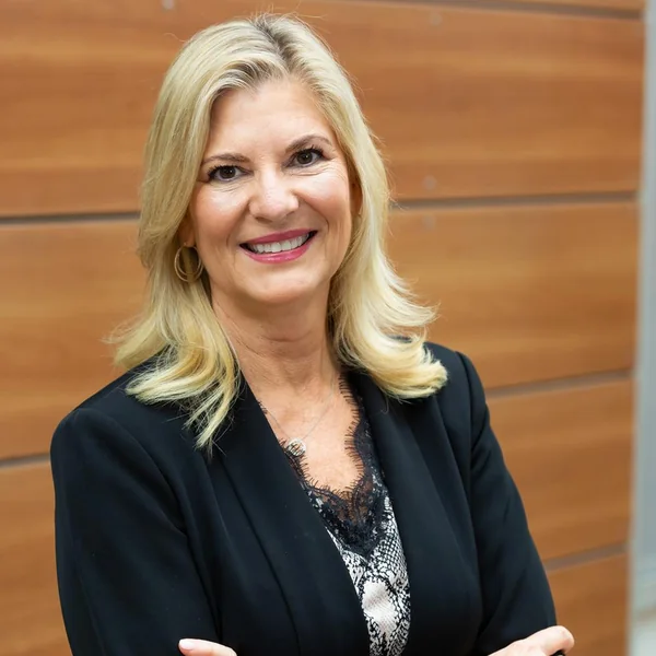 Jana Lavanway, portrait