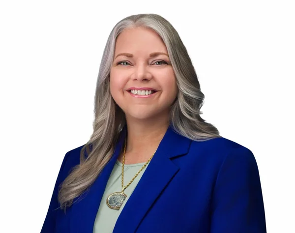 Jennifer Wall, portrait