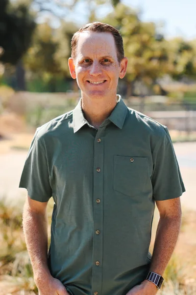 Shawn Tydlaska, portrait