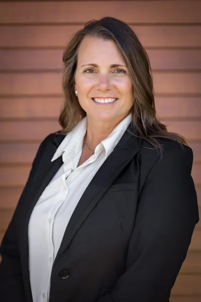 Lori Meter, portrait