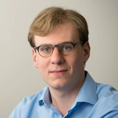 Zachary Olson, portrait