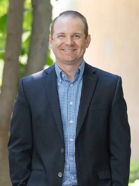 Michael Howell, portrait