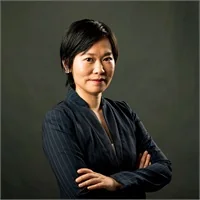 Yisha Wang, portrait