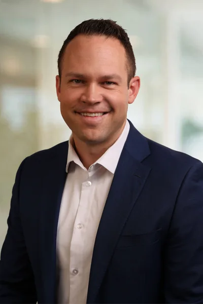 Nathan Larsen, portrait