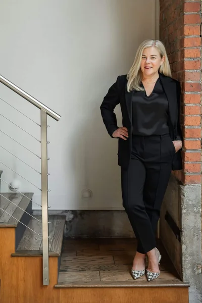 Alicia Singer, portrait