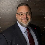 Scott Dougan, portrait