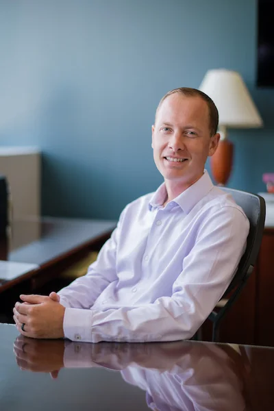 Matthew Roberts, portrait