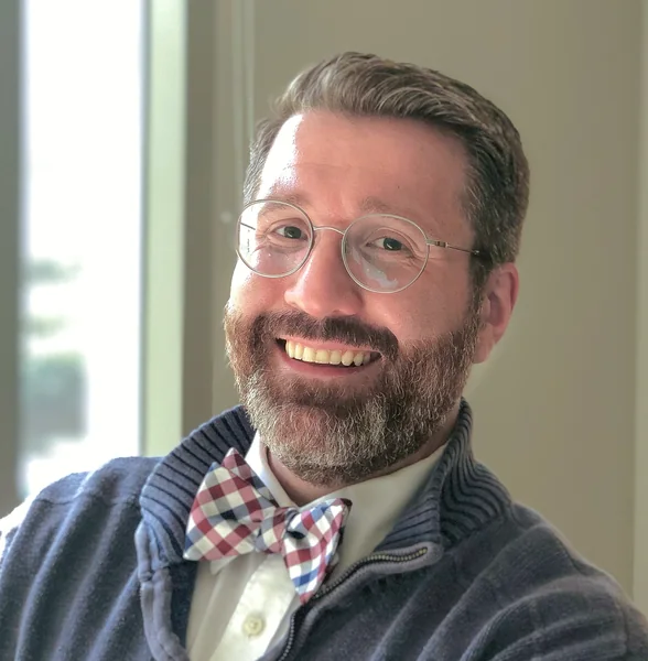 Tyler Hewes, portrait
